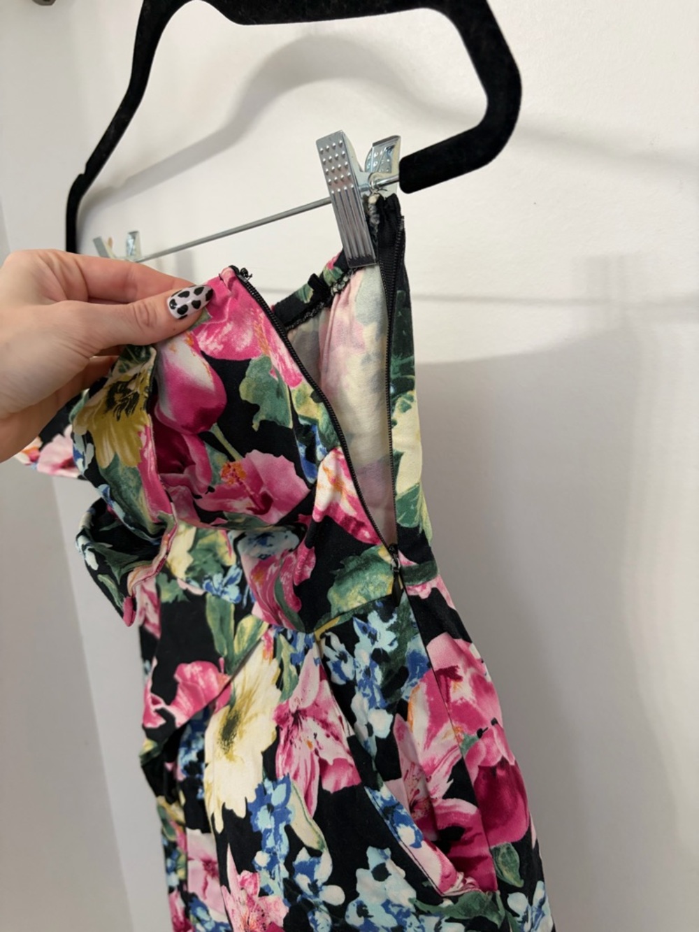 Vintage Strapless Floral Bodycon Dress‎ - Black, Pink, Yellow, Blue - Picture 7 of 8